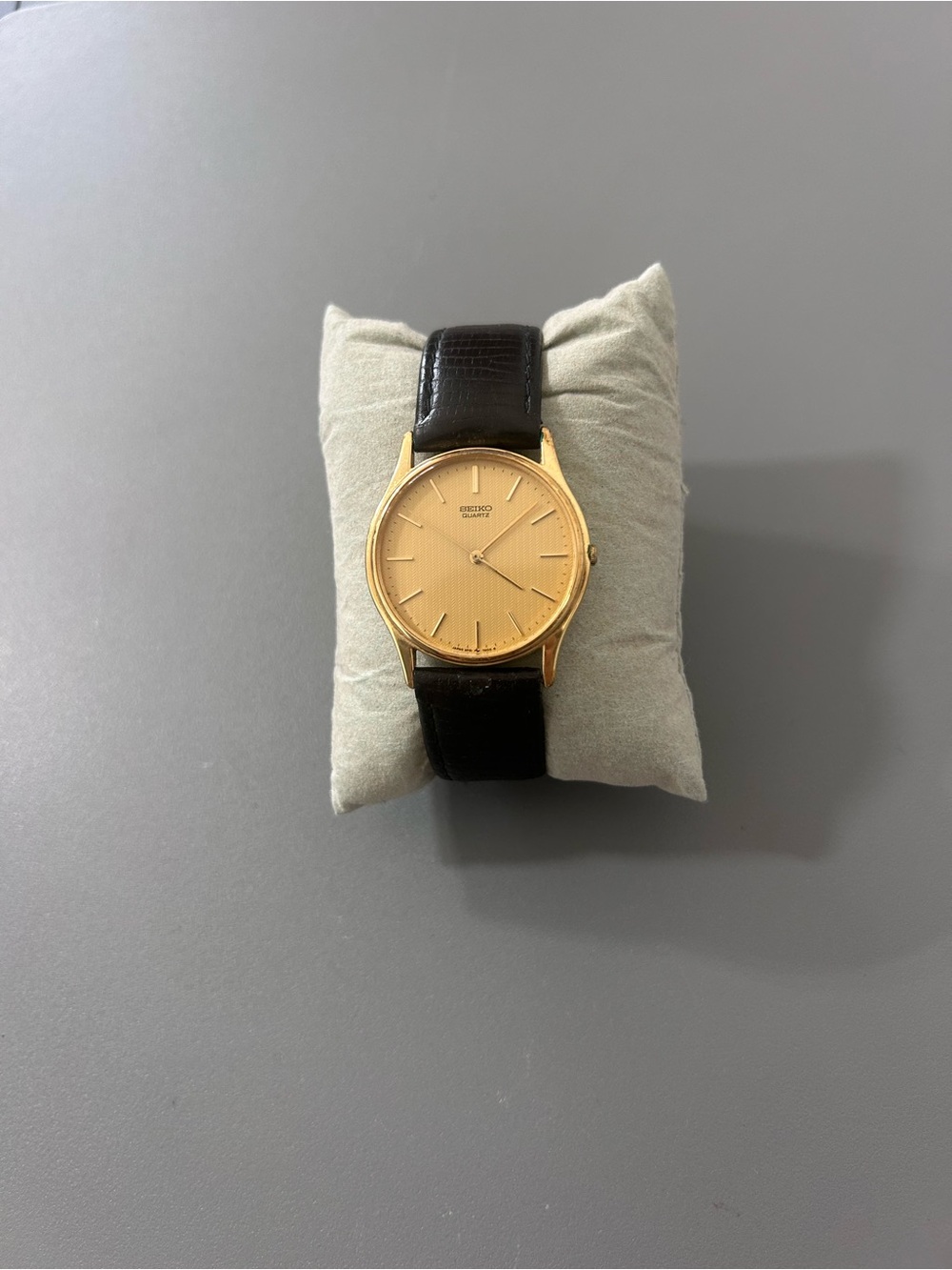 Seiko Quartz Vintage Men’s Dress Watch 32mm